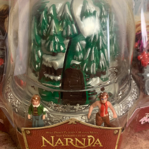 Playglobes Figur Narnia Disney Famosa Polly Pocket Playset OVP