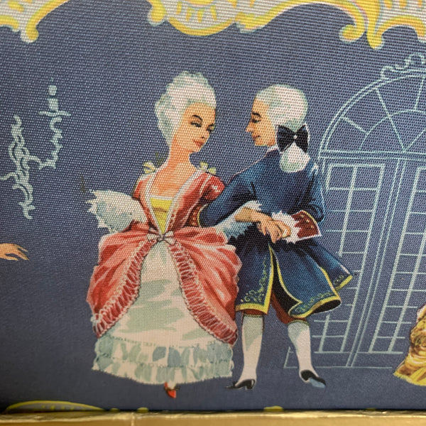 Vintage Trumpf Pralinenschachtel Operette aus den 50er Jahren mit Stoffbezug