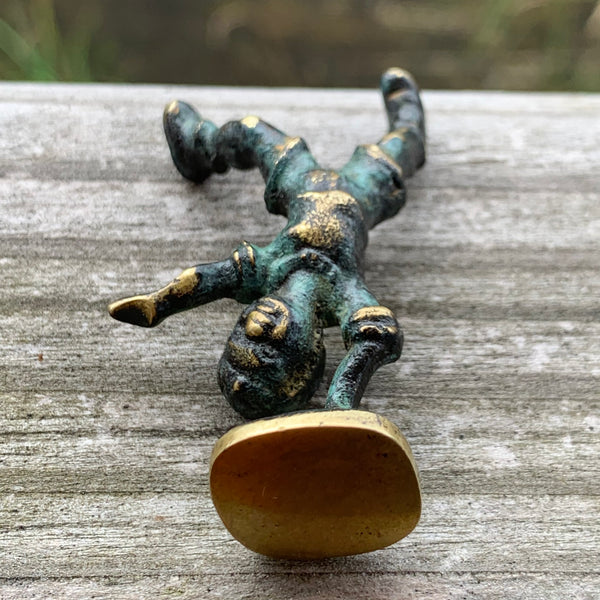 Kleine Bronze Skulptur Düsseldorfer Radschläger