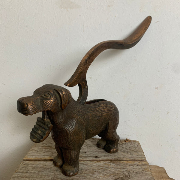 Antiker Gußeisen Nussknacker Hund