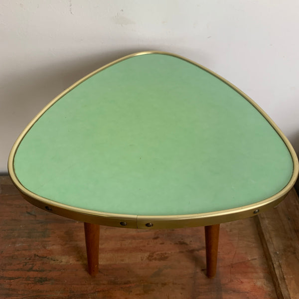 Kleiner Nierentisch / Hocker 50er Jahre