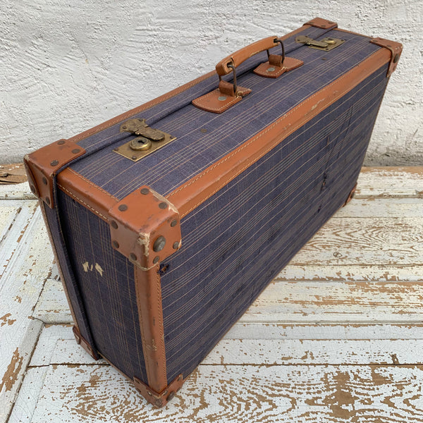 Vintage Reise Koffer zur Dekoration