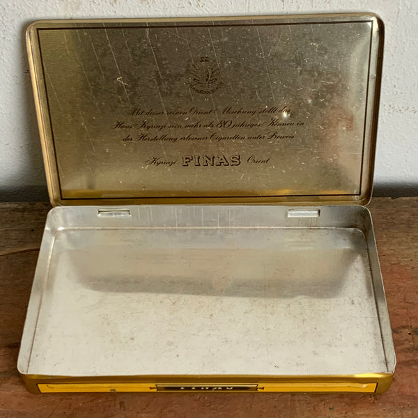 Vintage Blechdose Finas Zigaretten