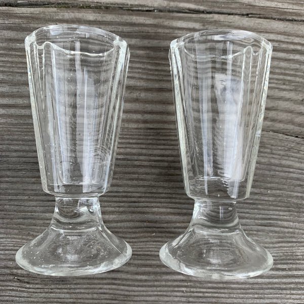 2 antike Kutscher Schnaps Gläser