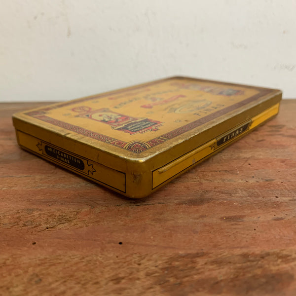 Vintage Blechdose Finas Zigaretten