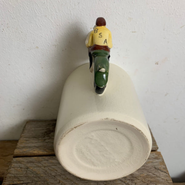 Vintage Tasse mit Motorrad BSA