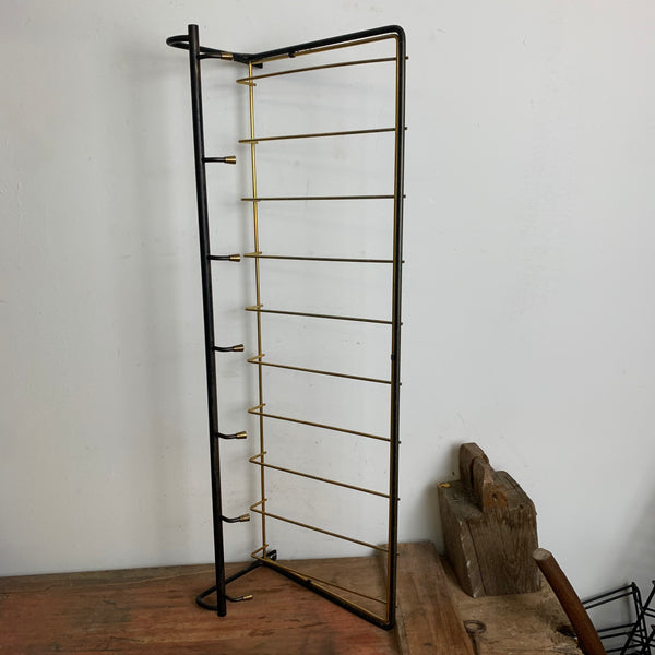 Mid Century Garderobe Hutablage