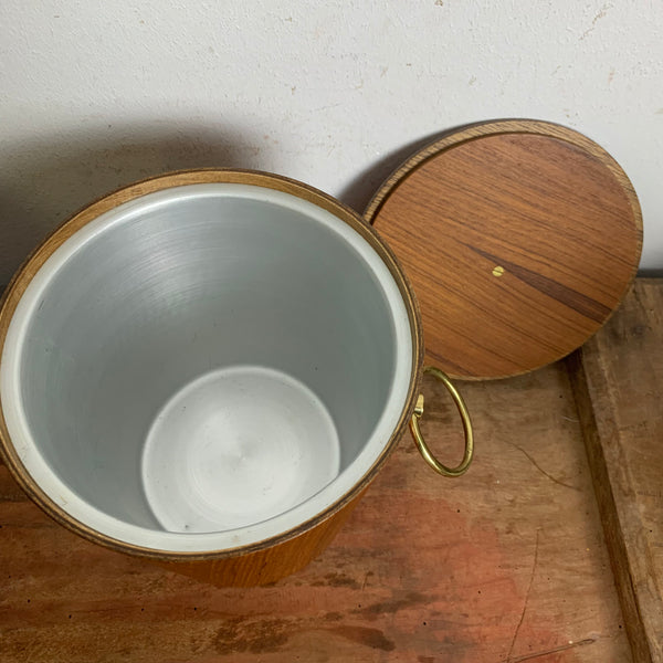 Vintage Eiswürfel Behälter im skandinavischem Design