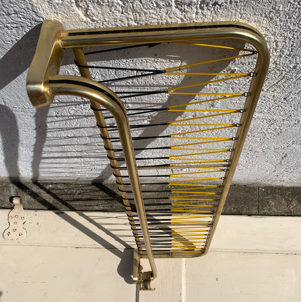 Mid Century Messing Garderobe Hutablage
