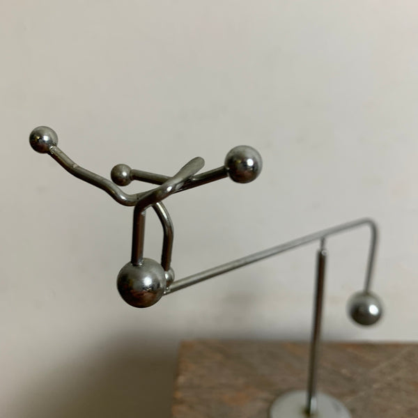 Kinetische Balancefigur Kegler