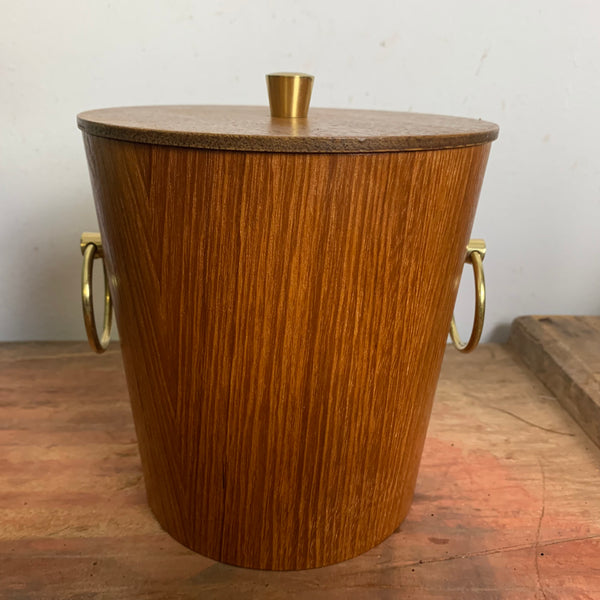 Vintage Eiswürfel Behälter im skandinavischem Design