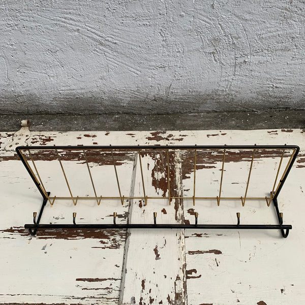 Mid Century Garderobe Hutablage