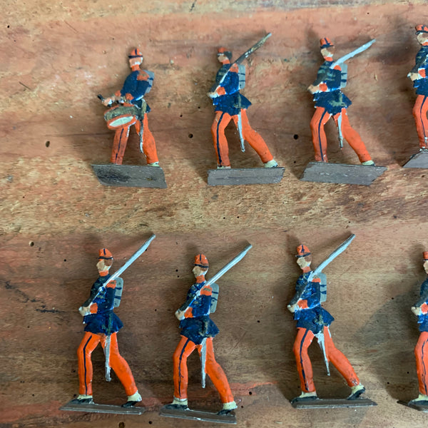 Ein kleines Konvolut Zinnfiguren Soldaten