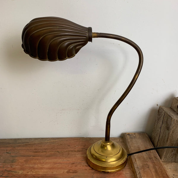 Art Deco Muschel Schreibtischlampe