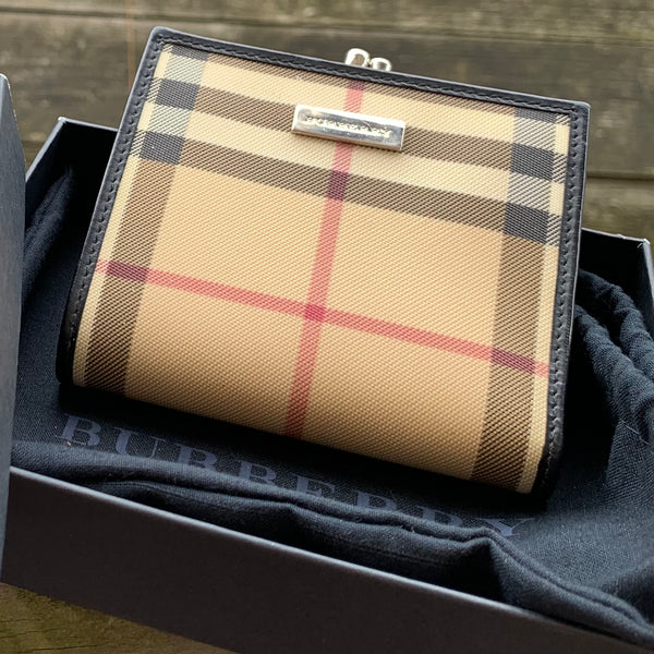 Vintage Burberry Portemonnaie im klassischen Karomuster