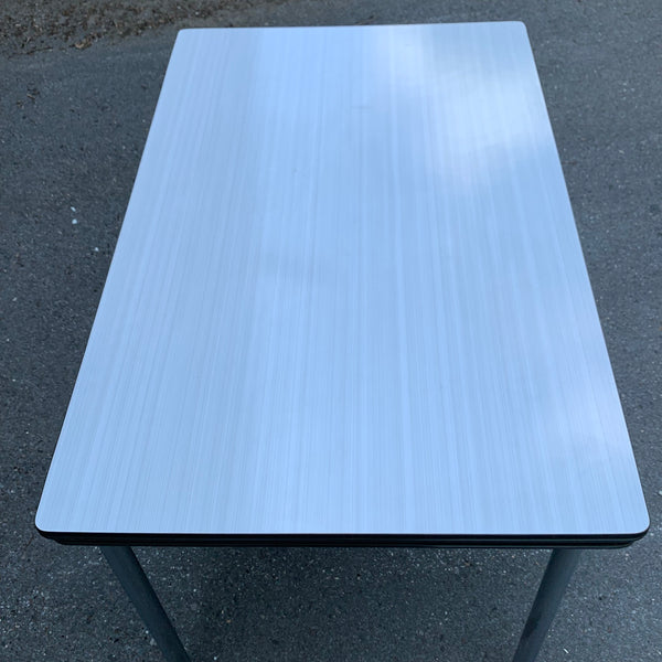 Mid Century 4 Resopal Stühle und Tisch von Formica