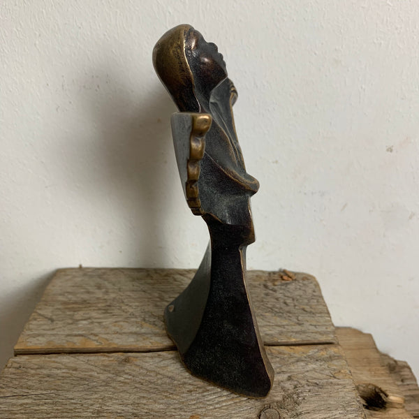 Skulptur Engel mit Gitarre aus Bronze