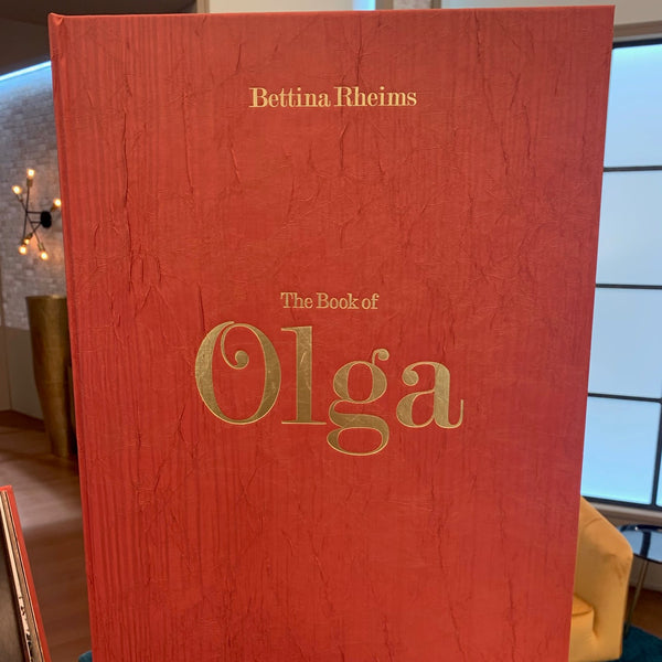 Photobuch The Book auf Olga - Fotografin Bettina Rheims - Model Olga Rodionova
