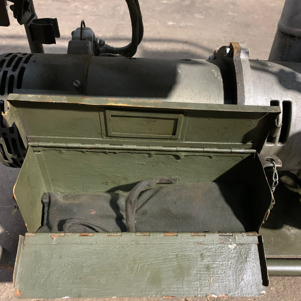 Bundeswehr Stromaggregat DC Generator 24 Volt