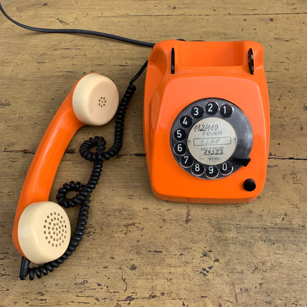 Vintage Telefon FeTAp 612-2 in orange