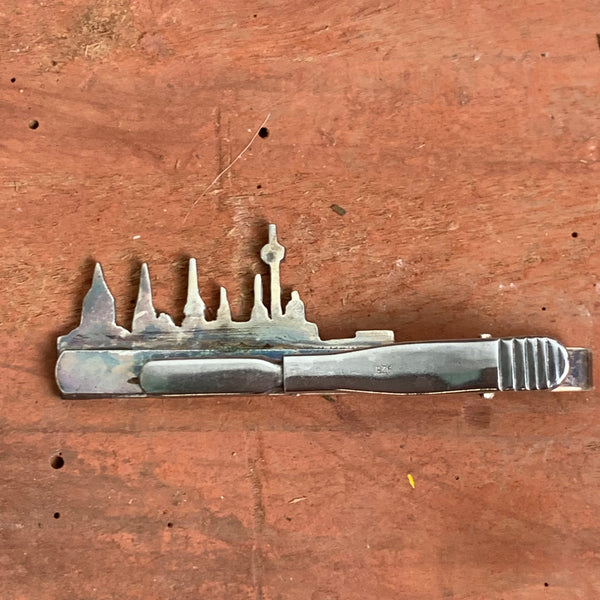 Stylische Krawattennadel Skyline Berlin aus Sterling Silber