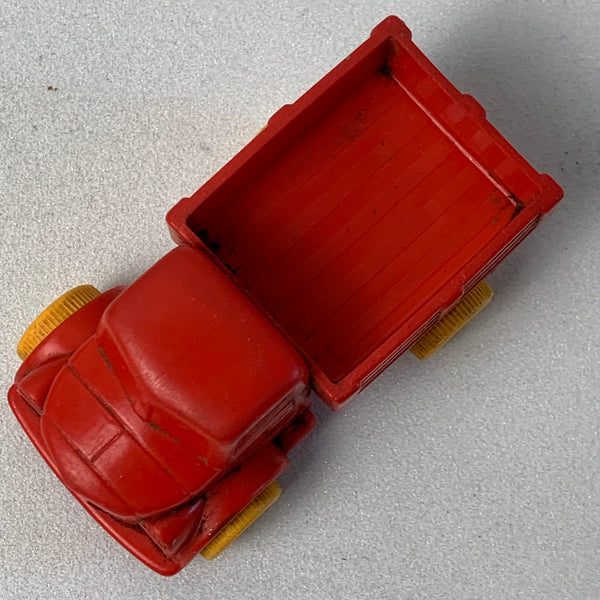 Viking Plast no. 4224 Truck Lorry Auto Sweden in rot