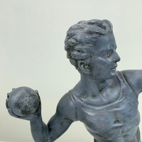 Zinkguss Figur Kugelstoßer von O. Ruffony