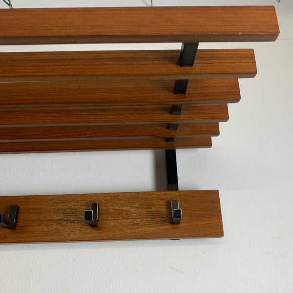 Skandinavische Mid Century Garderobe aus Teakholz