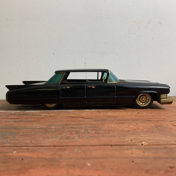 Vintage Cadillac von Bandai