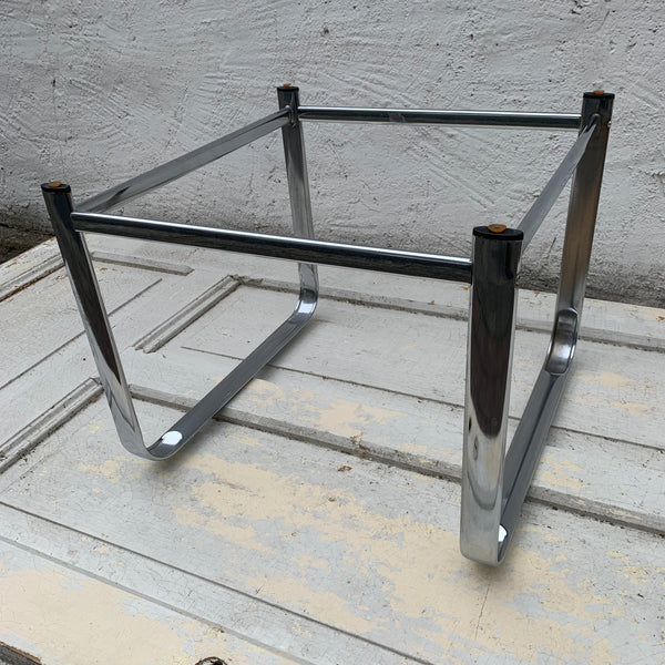 Vintage Tisch Chrom mit Rauchglas