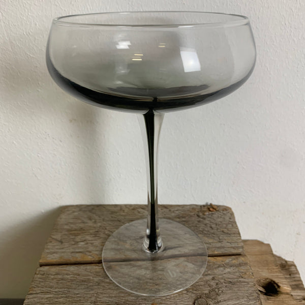 15 Mundgeblasene Champagnerschalen Cocktail Gläser Smoke von Broste Copenhagen