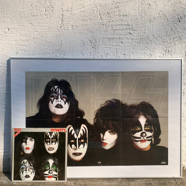 LP Kiss Dynasty mit Poster