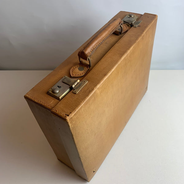 Antiker Leder Kosmetik Koffer mit Inhalt
