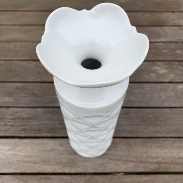 Weiße Vase Meissen Schwertermarke Model 50203