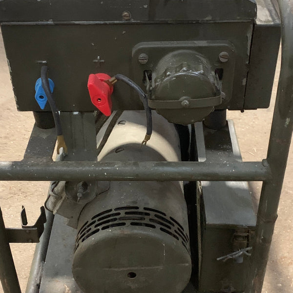 Bundeswehr Stromaggregat DC Generator 24 Volt