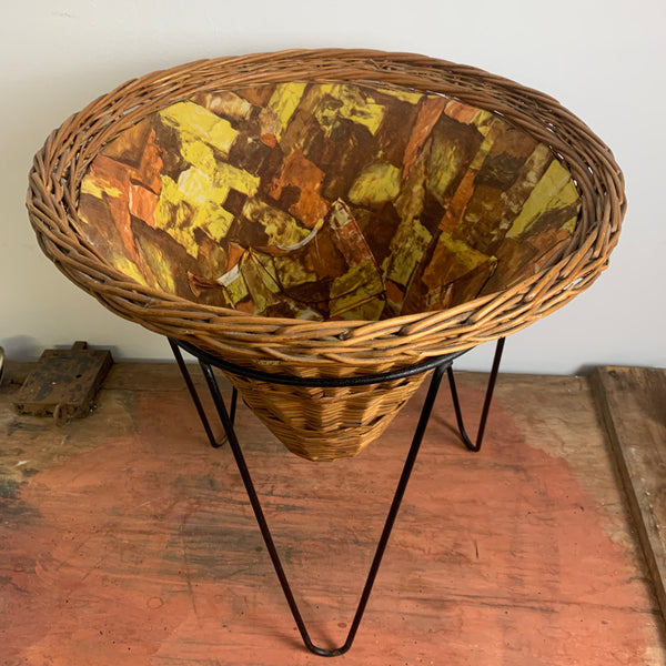 Mid Century Hairpin Leg Nähkorb