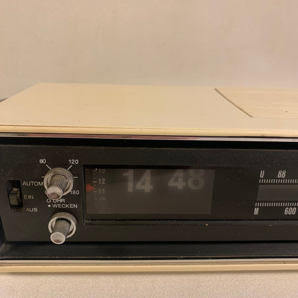 Klappzahlenwecker Radio Digita 24 der Marke Blaupunkt