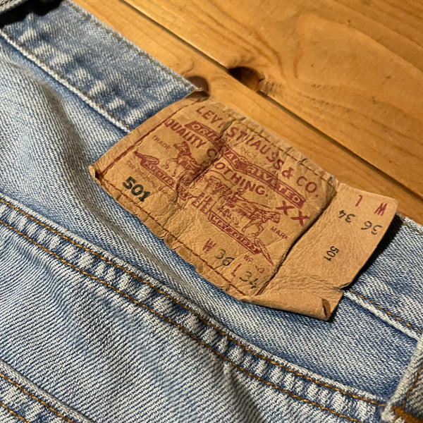 Levi’s 501 Vintage Jeans