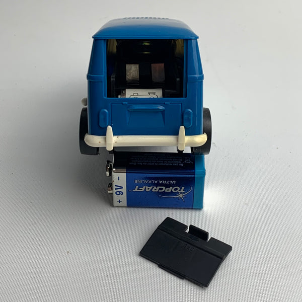 VW Bus Soundwagon von Tamco mit Varta Werbung