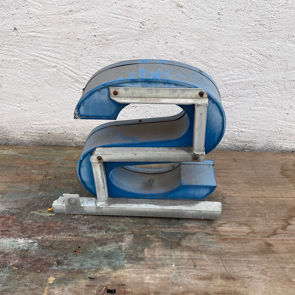 Vintage Leuchtbuchstabe s