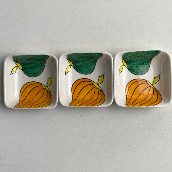 Servier Schalen im Korb mit Paprika Dekor