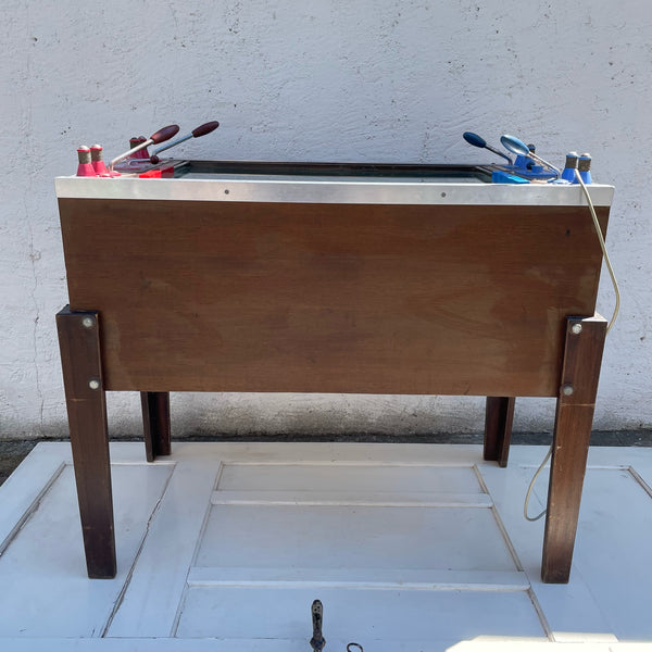 Alter Tischfußball Automat von JDO Apparatebau