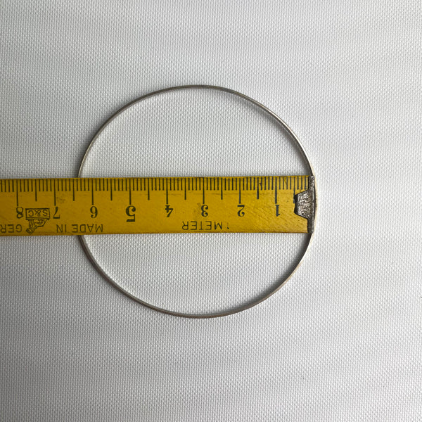 Eleganter Weißgold Armreif von FBM