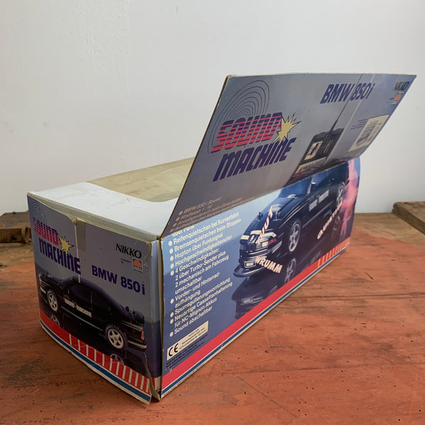 BMW 850i Sound Machine von Nikko