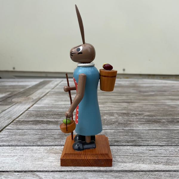 Deutsche Volkskunst Frau Osterhase