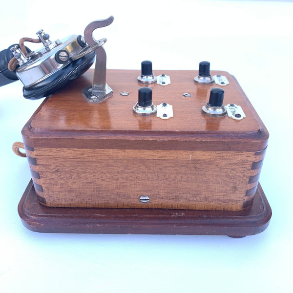 Antikes Wandtelefon
