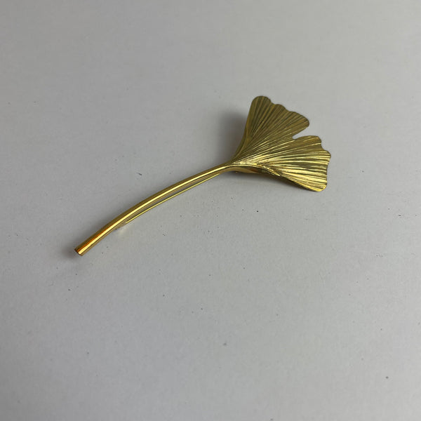 Goldbrosche Ginkgoblatt