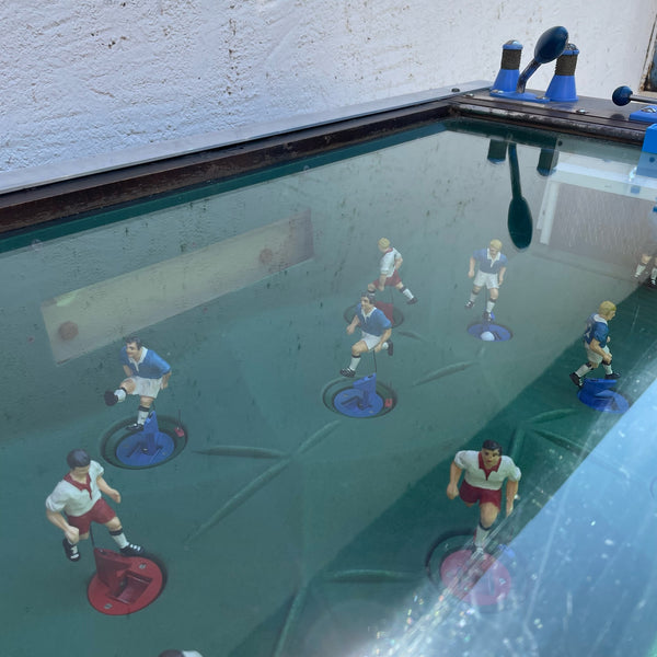 Alter Tischfußball Automat von JDO Apparatebau