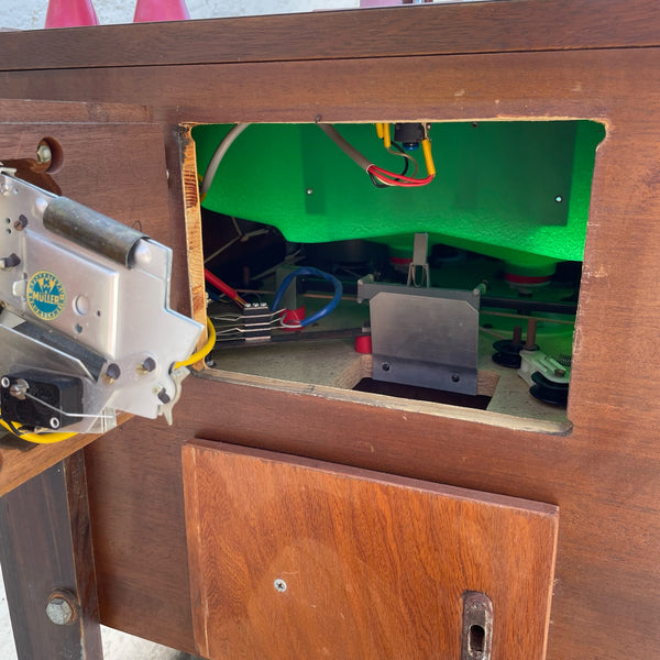 Alter Tischfußball Automat von JDO Apparatebau