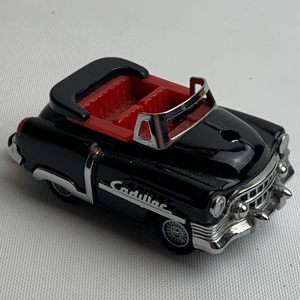 Feuerzeug als 50er Jahre Cadillac Cabrio